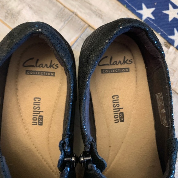 EUC Women’s Clark’s Collection Soft Wedge Glitter Fabric Shoe Black Size 6M - Picture 12 of 13